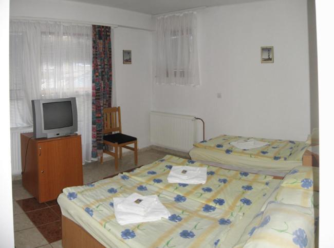 Nadix Panzio Bed & Breakfast Debrecen Room photo